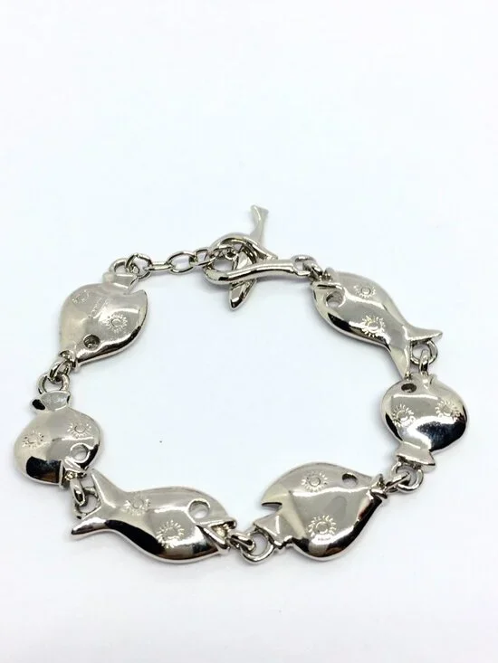VINTAGE TRIFAFI FISH Bracelet Silver Tone Link Nautical Toggle Statement - Picture 8 of 15